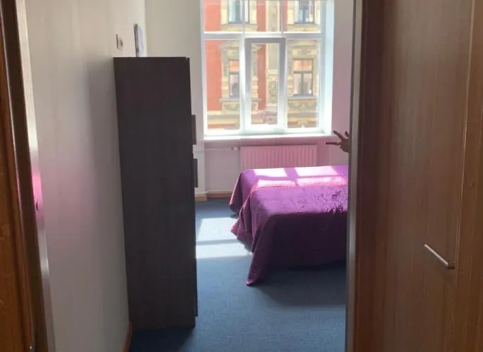 Fancy 2 Bed In Centre Dzīvoklis