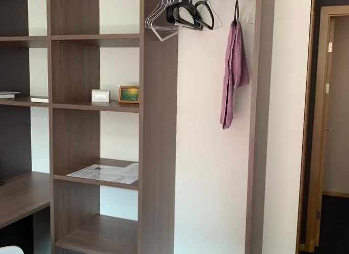 Fancy 2 Bed In Centre