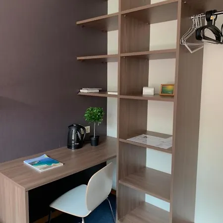 Fancy 2 Bed In Centre 아파트 *