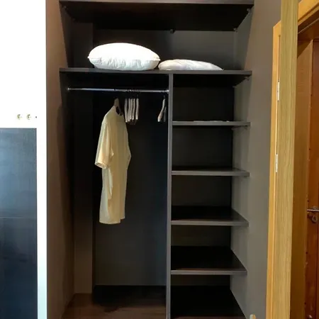 Fancy 2 Bed In Centre شقة ريغا